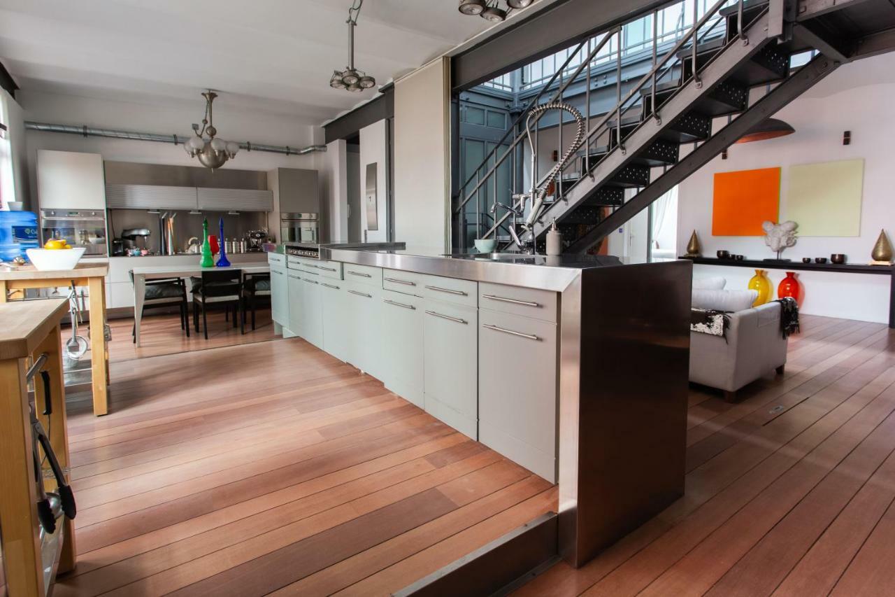 Отель Les Lofts D'Artistes Saint-Gilles Экстерьер фото